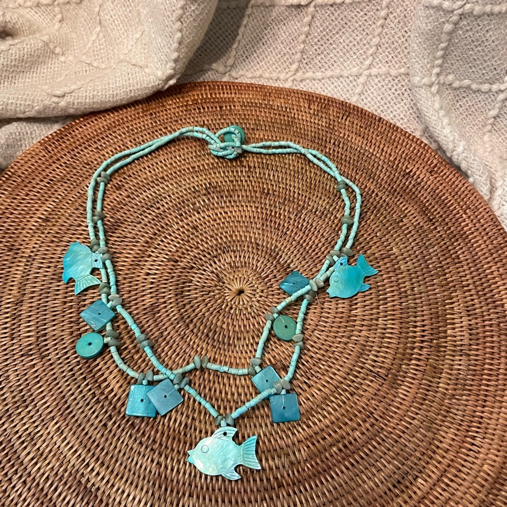 Gorgeous turquoise fish bead necklace